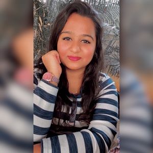 Meet your Posher, Kavya